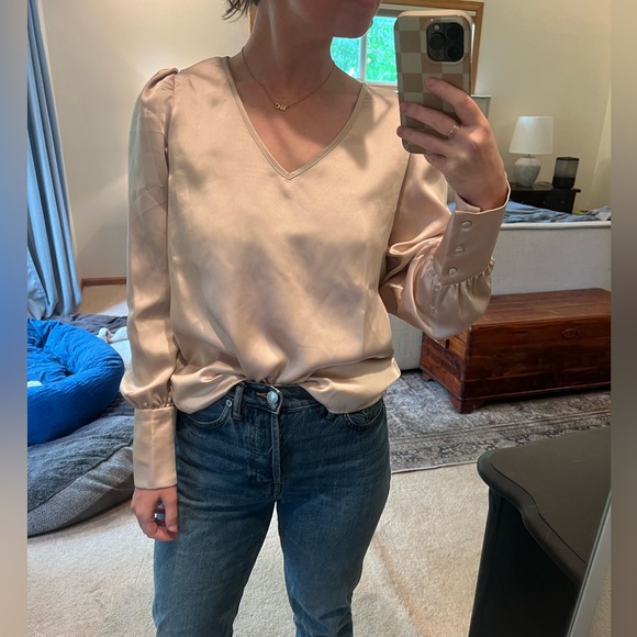 Pink blouse - Picture 2 of 2